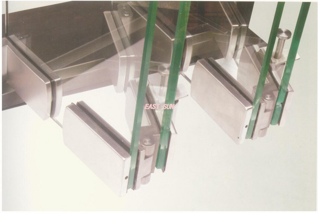 Cerradura de puerta plegable